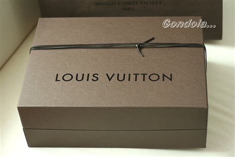 เปิดกล่องของขวัญวันเกิด LV Speedy Azur 30 